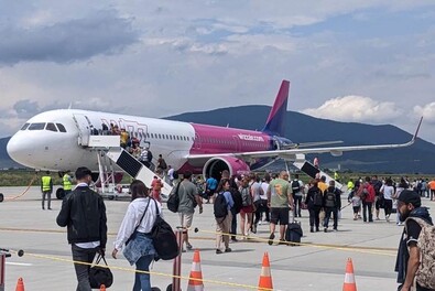 Az első londoni járat két éve, 2023. augusztus 2-án szállt le. Fotó: Facebook / Aeroportul Internațional Brașov