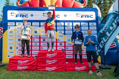 Eduard Bodo a dobogó második fokán. Fotó: redmountainenduro.ro