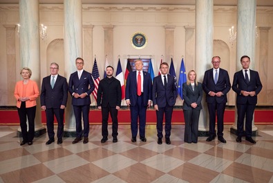 Trump nem adja fel a béketervet