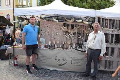 A csontfaragás szentivánlaborfalvi művésze