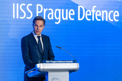 Mark Rutte jó hírnek minősítette, hogy az európai szövetségesek megerősítették igyekezetüket a védelem terén. Fotó: nato.int