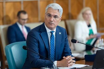 Dragoș Pîslaru a tegnapi kormányülésen. Fotó: gov.ro