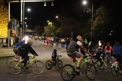 Szombat esti kerékpározók a sepsiszentgyörgyi Sportnapokon. Fotó: Albert Levente