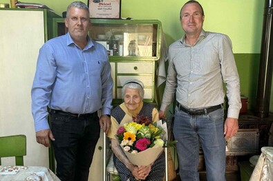 Százegy éves asszonyt köszöntöttek (Lemhény)