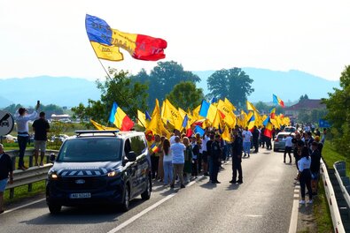 Ki szereti az AUR-t?