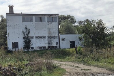A bibarcfalvi vízkezelő állomás épülete. Fotó: Facebook / Benedek-Huszár János