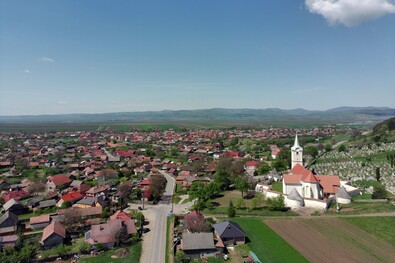 Kézdiszentlélek a megye negyedik legnagyobb községe, 25 személy dolgozik a községházán. A szerző felvétele