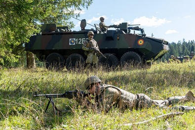 Lészen paripa és fegyver is?