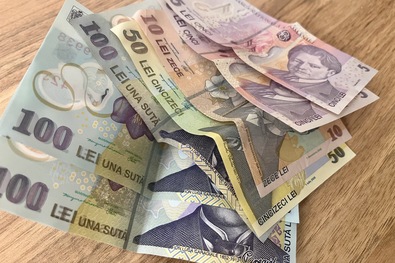 Lakást ígért, zsebre tette a pénzt