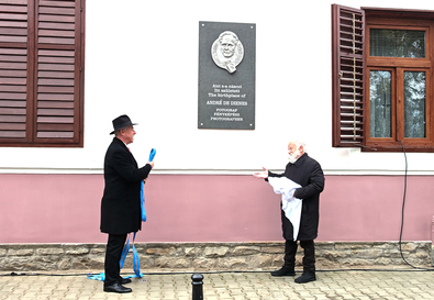 A plakettet Tamás Sándor és Vetró András leplezte le. A szerző felvétele