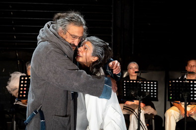 Jelenet A vihar című előadásból. Fotó: Barabás Zsolt