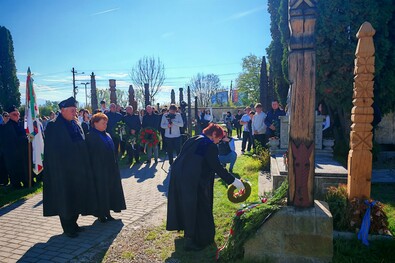 Megemlékezés a református temetőben. A szerző felvételei