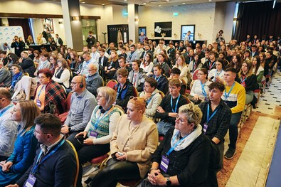 A fiatalok kreatív energiája a helyi gazdaság motorja lehet. Fotó: Kelemen Lehel