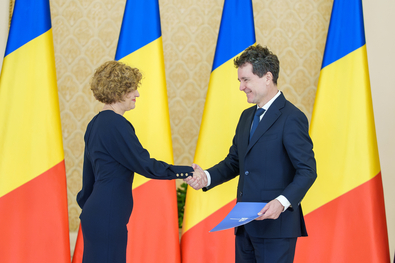 Az államelnök a PSD ellenkezése dacára nevezte ki az új miniszterelnök-helyettest. Fotó: Presidency.ro