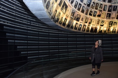 Összegyűlt ötmillió áldozat neve (Zsidó holokauszt)