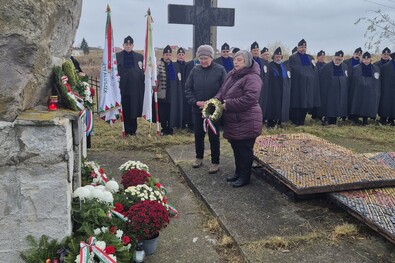 A békéért tenni kell (Megemlékezés Barcaföldváron)