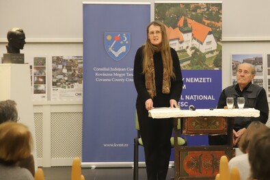 Árapatak, a népművészet ragyogó múltú települése (Lőrinczi  Vencelné  Dénes  Etelka  könyvének  bemutatója)