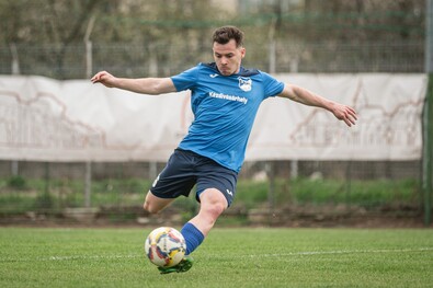 Fölényben futballozva döntetlent játszottak (Labdarúgás, 3.  Liga)