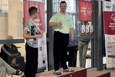 Zelenák Dávid négy éremmel zárta az esztendőt (Úszás,  Speciális  Olimpia)