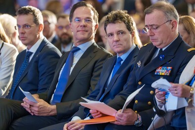 Új védelmi stratégia (A múlt hét)