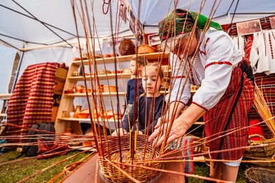 Kortárs népi iparművészek jelentkezését várják