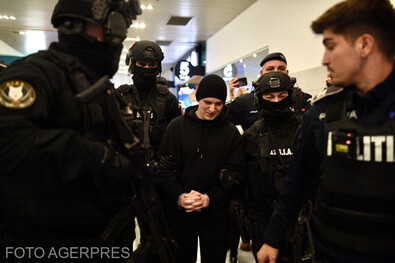 Visszahozták a zsoldosvezért az országba