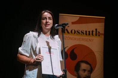 Fotó: Facebook / Magyar Nyelvi Szolgáltató Iroda