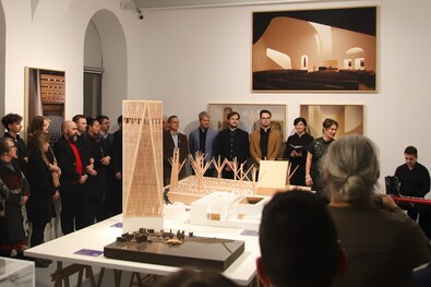 A budapesti Robert Gutowski Architects építésziroda kiállításának megnyitója a Magmában. Fotók: Albert Levente