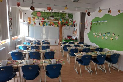 Elemista osztályterem. Barátságosabb, mint régen, mégis több az agresszió. Fotó: Facebook / Colegiul Național George Coșbuc