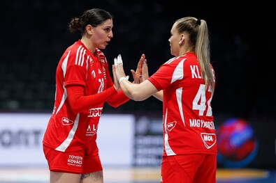 A hollandokkal játszanak  a negyeddöntőben (Női  kézilabda,  világbajnokság)