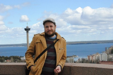 Szembesüléskísérlet  az összeesküvés-elméletek világában (Beszélgetés  Kustán  Magyari  Attilával,  az Odaát  szerzőjével)