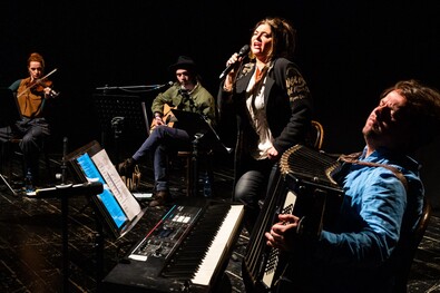 Közönségtalálkozó  a Cseh Tamás-est alkotóival