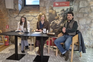 Duka Boróka, Szebeni Zsuzsa és B. Szabó Zsolt a sajtótájékoztatón. A szerző felvétele