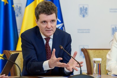 Tisztázni a valós viszonyt az USA-val (Nicușor  Dan  a  Béketanácson)