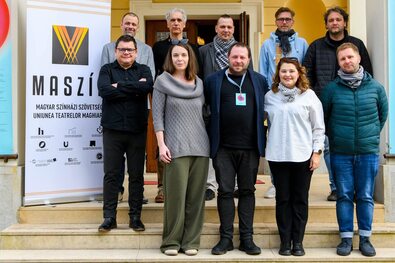 A MASZÍN képviselői Szatmárnémetiben. Fotó: Harag György Társulat