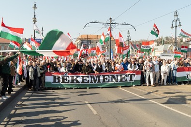 A Margit híd budai hídfőjétől induló Békemenet. Fotó: Facebook / Civil Összefogás Fórum