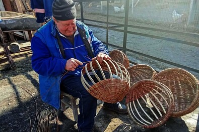 A kosárfonó – Bogdán Barna Hunor nyertes fotója