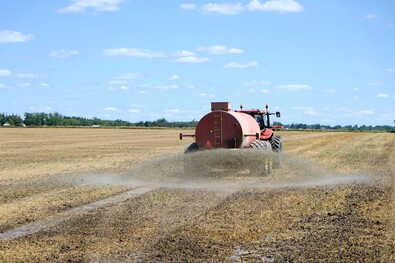 Újabb sokk az agrárpiacon: Oroszország is leállította a műtrágyaexportot