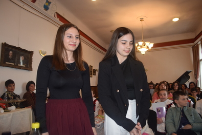 Székely Beáta és Géza Tímea első díjas diákok. A szerző felvétele