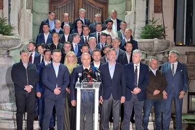 Bolojan kisebbségi kormányzásra készül