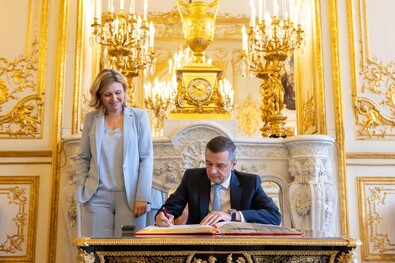 Kormánytalanságban