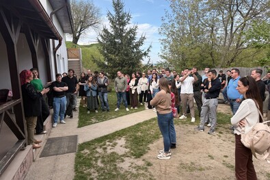 A Magyar Ifjúsági Konferencia résztvevői Somoskán