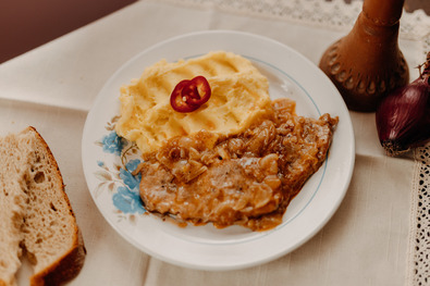 Mit főzzünk ma? (Hagymás rostélyos)
