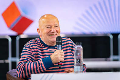 Csillagporból vagyunk (Láng  Zsolt  a  SepsiBookon)