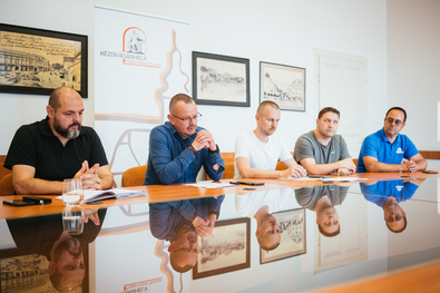 A részleteket sajtótájékoztatón ismertették. Fotó: Facebook / Szilveszter Szabolcs