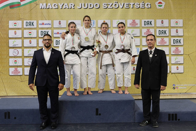 Balogh Hanna (jobbról a negyedik) magyar bajnoki bronzérmes. Fotó: Facebook / Magyar Judo Szövetség
