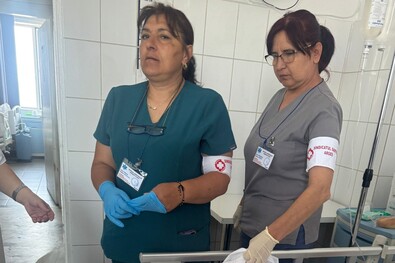 Karszalaggal tiltakoznak az egészségügyben. Fotó: Facebook / Federația Sanitas din România