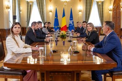 Árulók és árulások