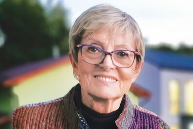 Kameralámpa, amely hazavezet (Beszélgetés Józsa Erikával, a Román Televízió hajdani magyar adásának bemondójával)