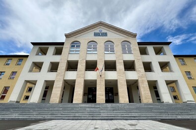 Bővített képzési kínálattal, diákbarát környezettel várják az új hallgatókat (Babeș–Bolyai Tudományegyetem Sepsiszentgyörgyi Kihelyezett Tagozata)
